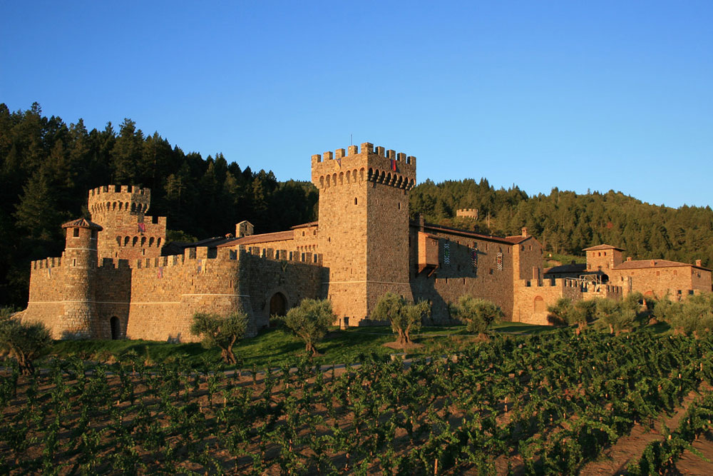 1-Castello-di-Amorosa_Credit-Jim-Sullivan-XL