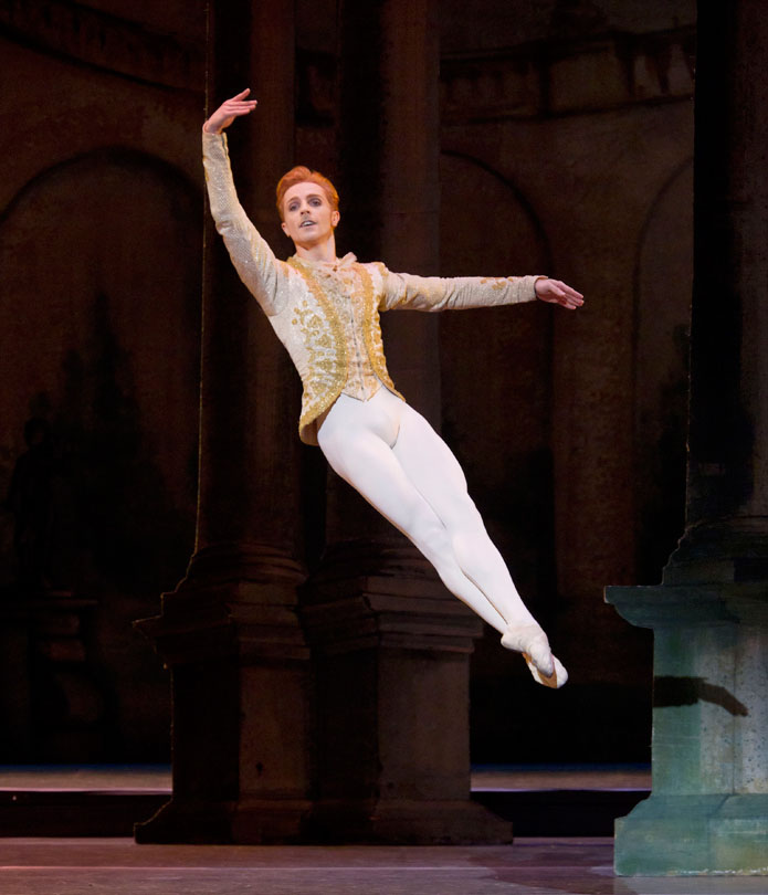 1-Steven-McRae-in-The-Sleeping-Beauty-003184_000474_ROHsb2011JP_00574