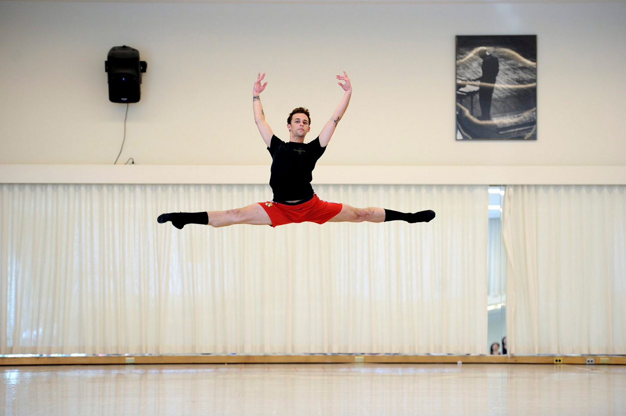 1-SF-Ballet-Principal-Dancer-Taras-Domitro